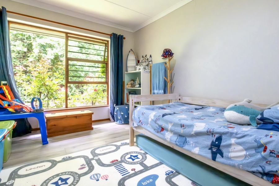 5 Bedroom Property for Sale in Fernridge Western Cape